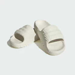 Devant -France Chaussure Soldes 2024 adidas adilette 22 1