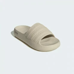 Devant -France Chaussure Soldes 2024 adidas adilette ayoon 1