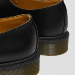 Doc Martens 1461 Narrow Fit Smooth 9 Doc Martens 1461 Narrow Fit Smooth -France Chaussure Soldes 2024 doc martens 1461 narrow fit smooth 3