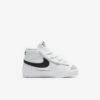 Nike Blazer MID 77 J -France Chaussure Soldes 2024 nike blazer mid 77 j